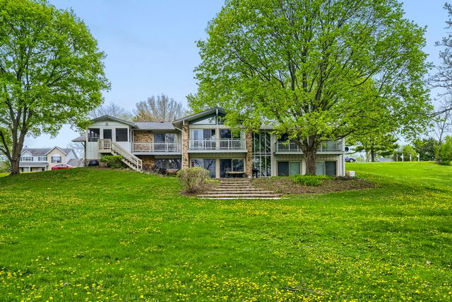 6500 Rowland Road, Huntley, IL 60142