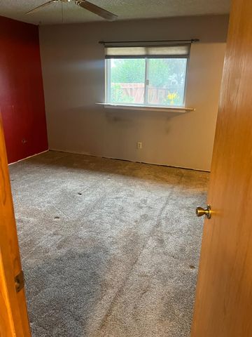 2401 Claridge Ln, Stockton, CA 95210