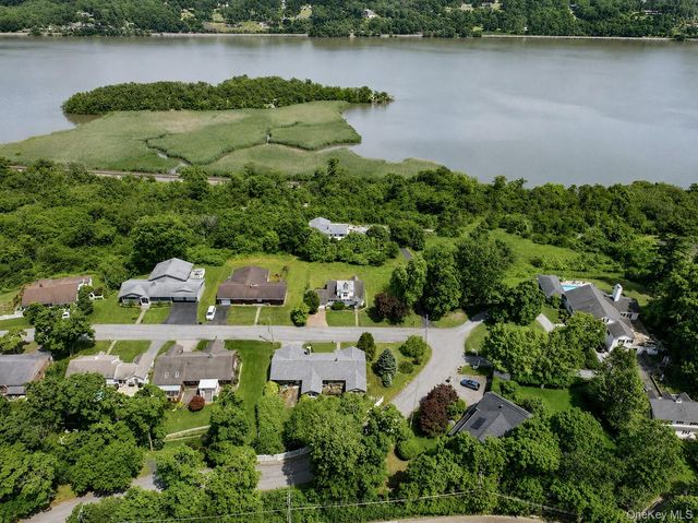 2 Drury Lane, Highland Falls, NY 10928