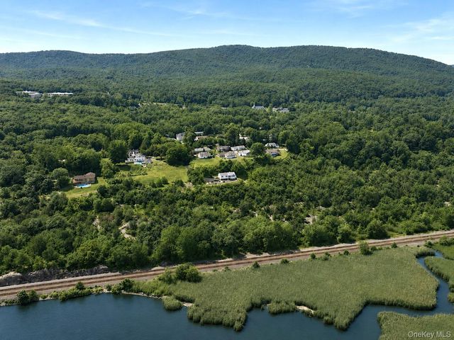 2 Drury Lane, Highland Falls, NY 10928