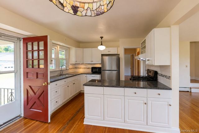 2 Drury Lane, Highland Falls, NY 10928