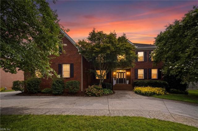 844 Greenfield LN, Chesapeake, VA 23322
