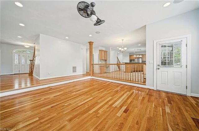 844 Greenfield LN, Chesapeake, VA 23322