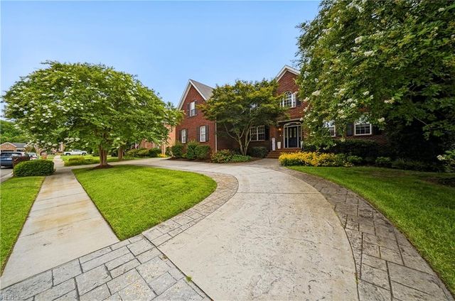 844 Greenfield LN, Chesapeake, VA 23322