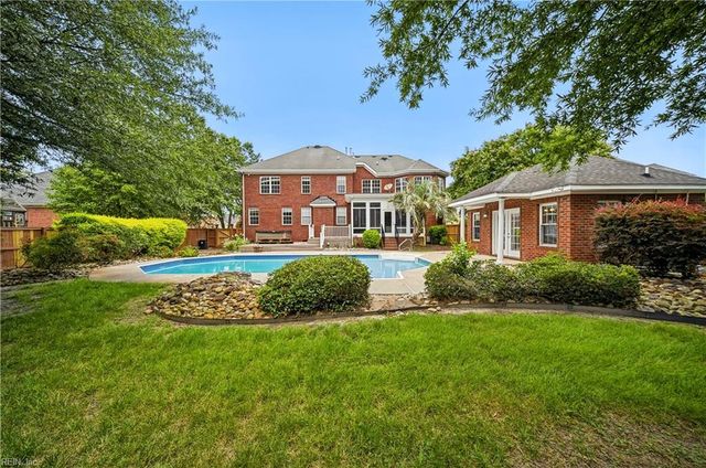 844 Greenfield LN, Chesapeake, VA 23322