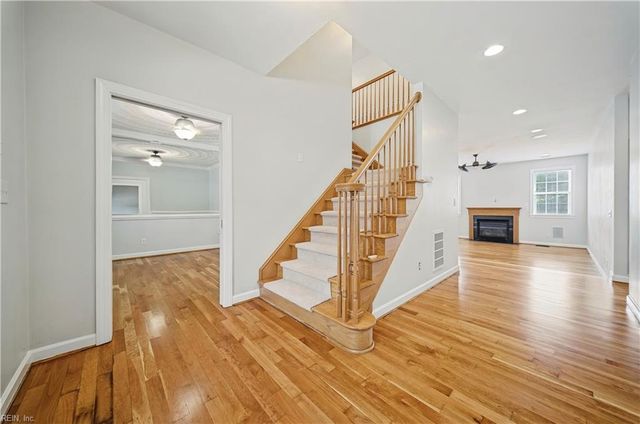 844 Greenfield LN, Chesapeake, VA 23322