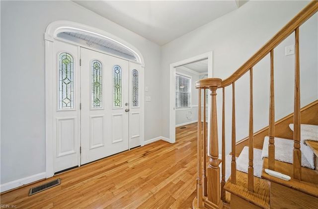 844 Greenfield LN, Chesapeake, VA 23322