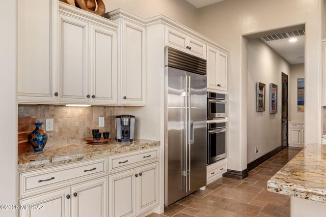 368 W Echo Point Place, Oro Valley, AZ 85755