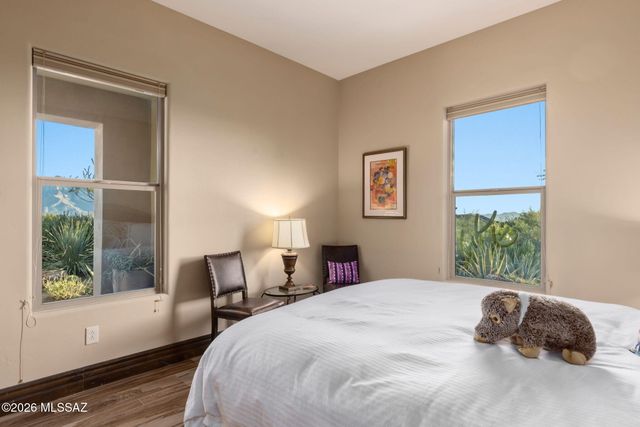 368 W Echo Point Place, Oro Valley, AZ 85755