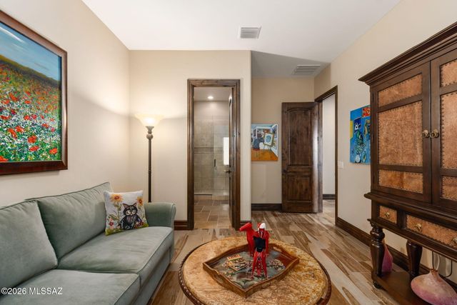 368 W Echo Point Place, Oro Valley, AZ 85755