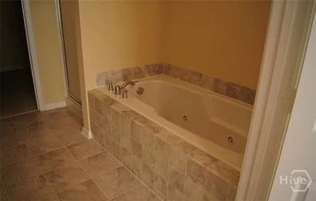 42 Weslyn Park Drive, Savannah, GA 31419
