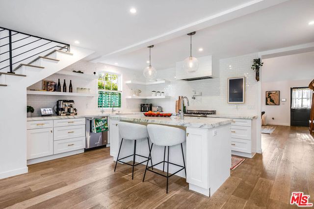 4836 Placidia Avenue, Toluca Lake, CA 91601