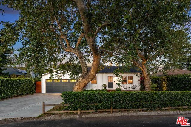 4836 Placidia Avenue, Toluca Lake, CA 91601