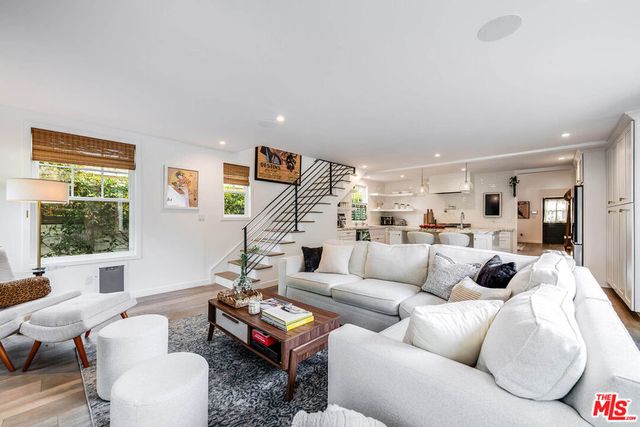 4836 Placidia Avenue, Toluca Lake, CA 91601