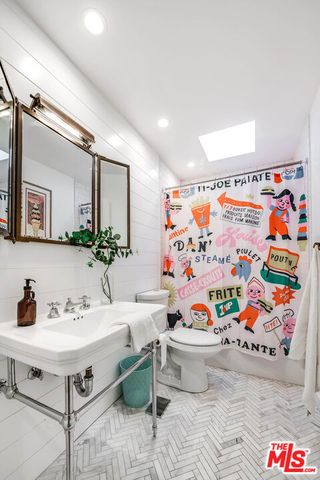 4836 Placidia Avenue, Toluca Lake, CA 91601