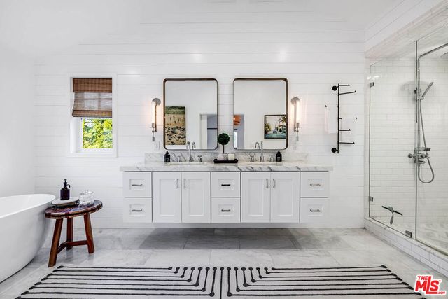 4836 Placidia Avenue, Toluca Lake, CA 91601