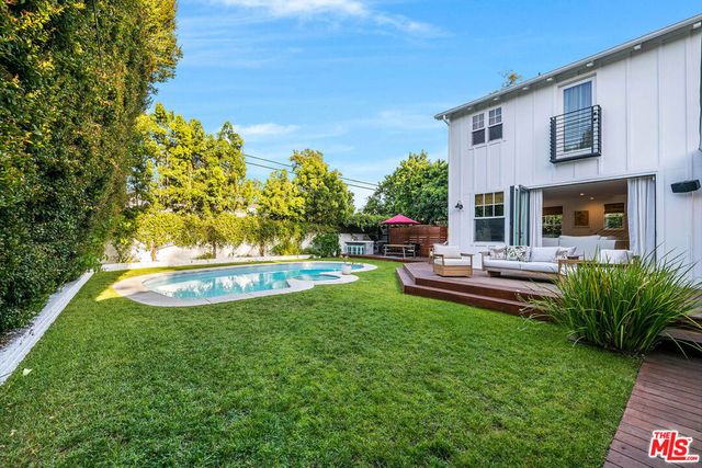 4836 Placidia Avenue, Toluca Lake, CA 91601