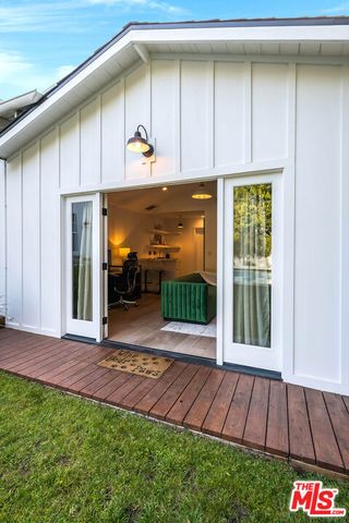 4836 Placidia Avenue, Toluca Lake, CA 91601