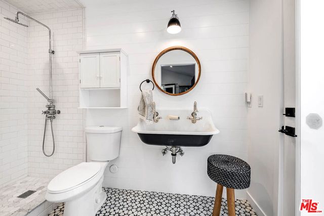 4836 Placidia Avenue, Toluca Lake, CA 91601