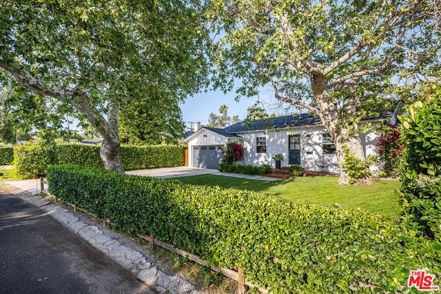 4836 Placidia Avenue, Toluca Lake, CA 91601
