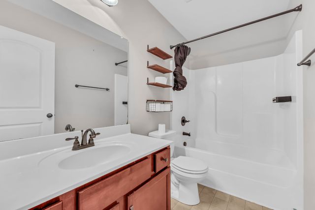 420 Chestnut Grove Way, Clarksville, TN 37042
