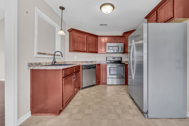 420 Chestnut Grove Way, Clarksville, TN 37042