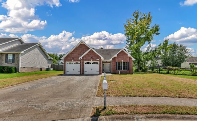 420 Chestnut Grove Way, Clarksville, TN 37042