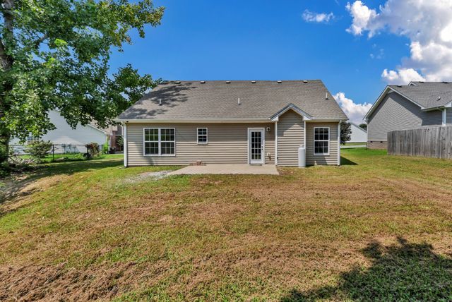420 Chestnut Grove Way, Clarksville, TN 37042