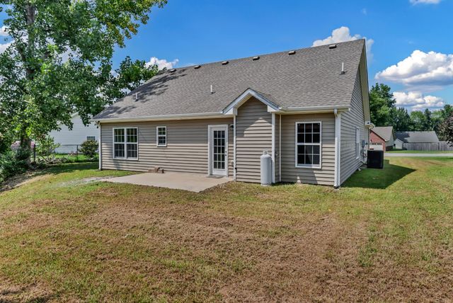 420 Chestnut Grove Way, Clarksville, TN 37042