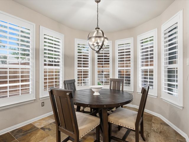 8330 Thatcher Road, Lantana, TX 76226