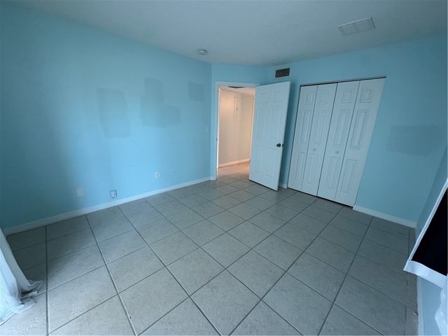 55 Woodland Drive 102, Vero Beach, FL 32962