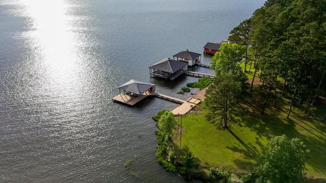 16862 Cardinal Lane, Troup, TX 75789
