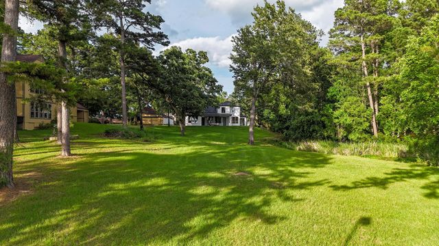 16862 Cardinal Lane, Troup, TX 75789