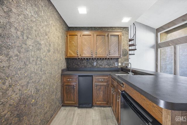 7700 Las Cruces Avenue, Bakersfield, CA 93309