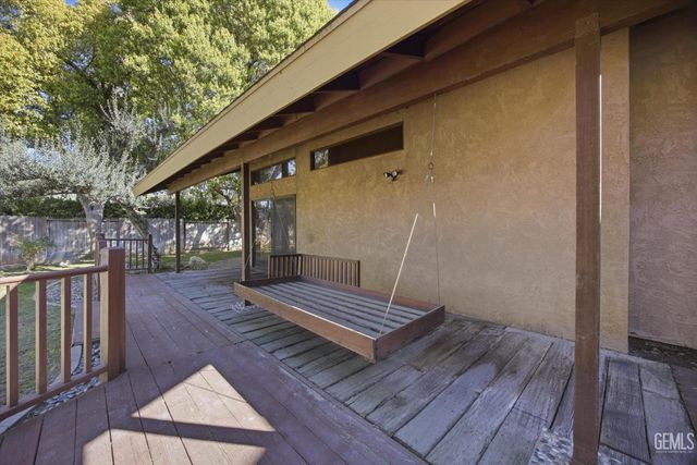 7700 Las Cruces Avenue, Bakersfield, CA 93309