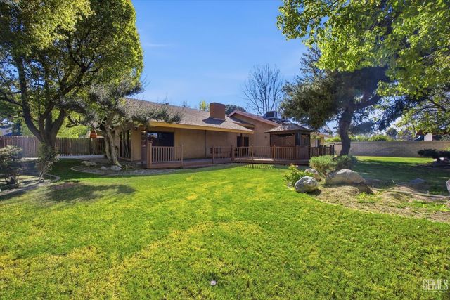 7700 Las Cruces Avenue, Bakersfield, CA 93309