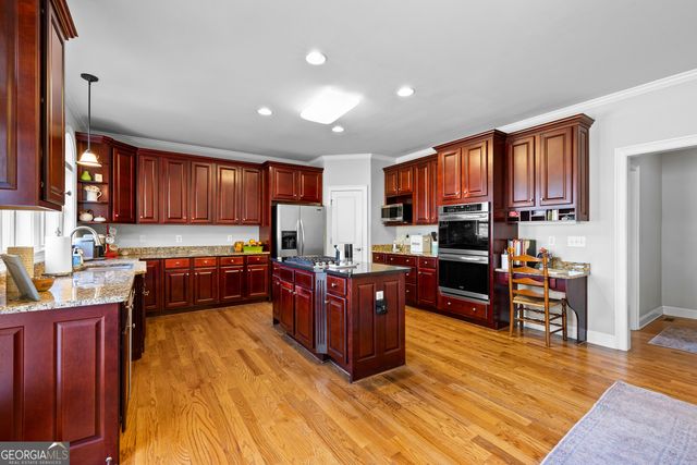 180 Burkwood Court, Fayetteville, GA 30215