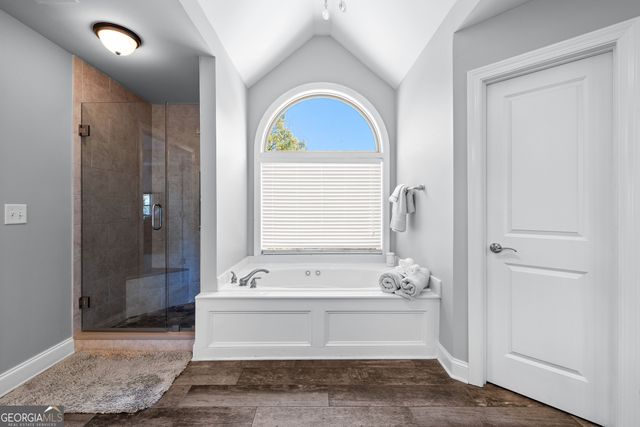 180 Burkwood Court, Fayetteville, GA 30215