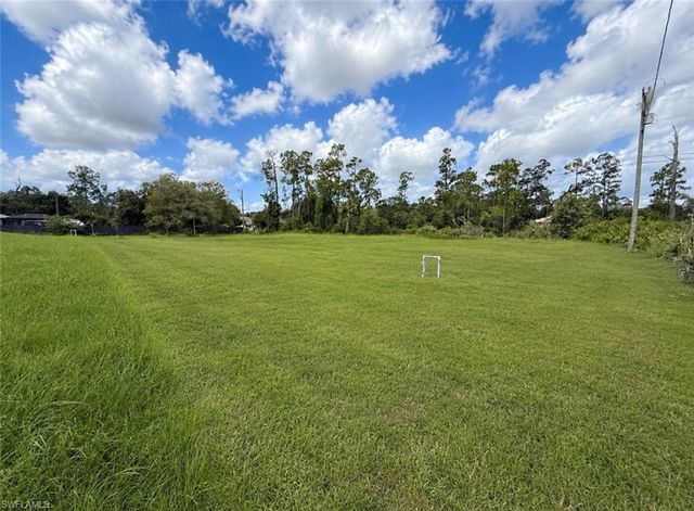 211 Truman AVE, Lehigh Acres, FL 33936