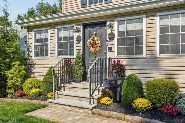 22 Thomas Ter, Wayne Twp., NJ 07470