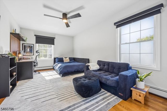 22 Thomas Ter, Wayne Twp., NJ 07470