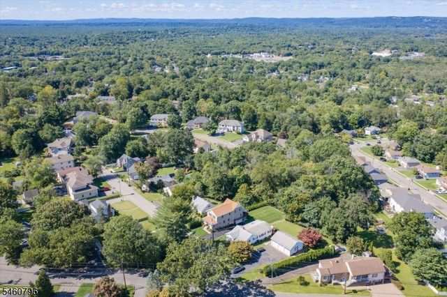 22 Thomas Ter, Wayne Twp., NJ 07470