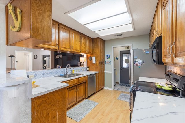 3423 Bluebonnet TRL, Georgetown, TX 78628