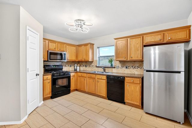 11526 Socorro Lane, Tomball, TX 77377