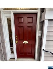 159 George Russell Way 311, Clifton, NJ 07013
