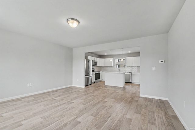 52070 Olympus Pass, Granger, IN 46530
