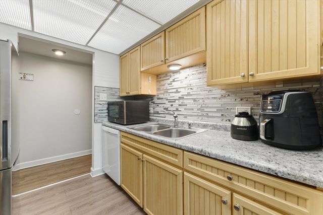 12823 S Kenneth Avenue C3, Alsip, IL 60803