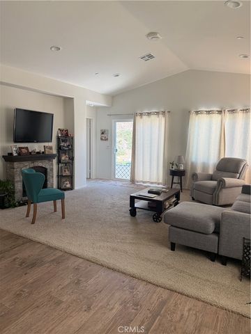 1057 Egret, Calimesa, CA 92320