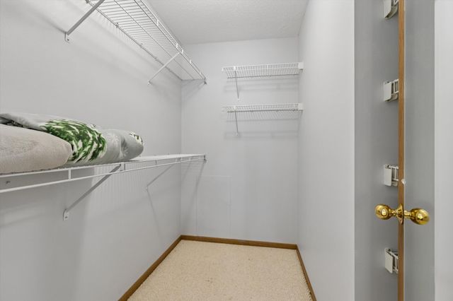 7631 Edinborough Way 5216, Edina, MN 55435