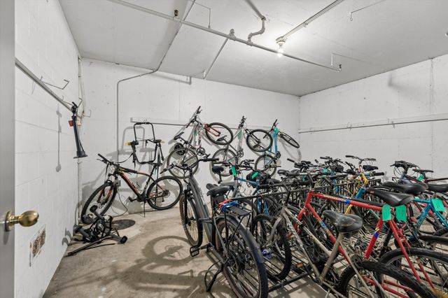 7631 Edinborough Way 5216, Edina, MN 55435